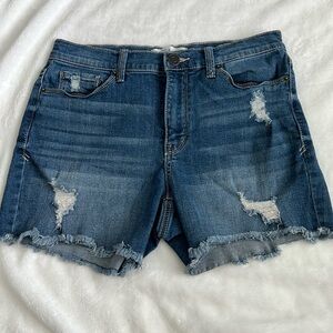 Mudd Distressed raw hem jeans shorts size 9